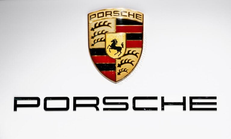 75й юбилей Porsche: погоня за мечтой… на спорткаре