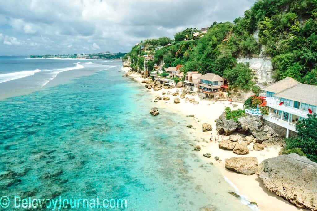 Cozy hotels on Impossibles beach in Bali